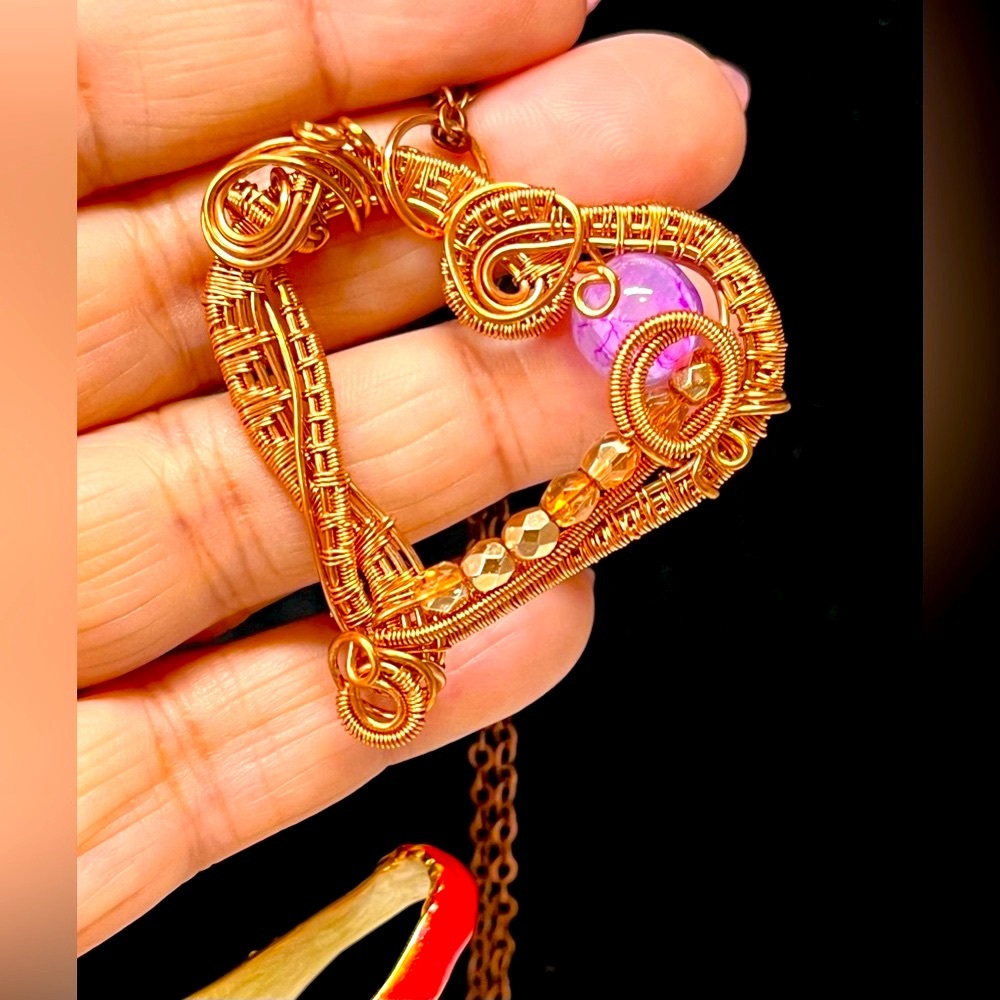 Wire wrapped heart/floating heart with chain